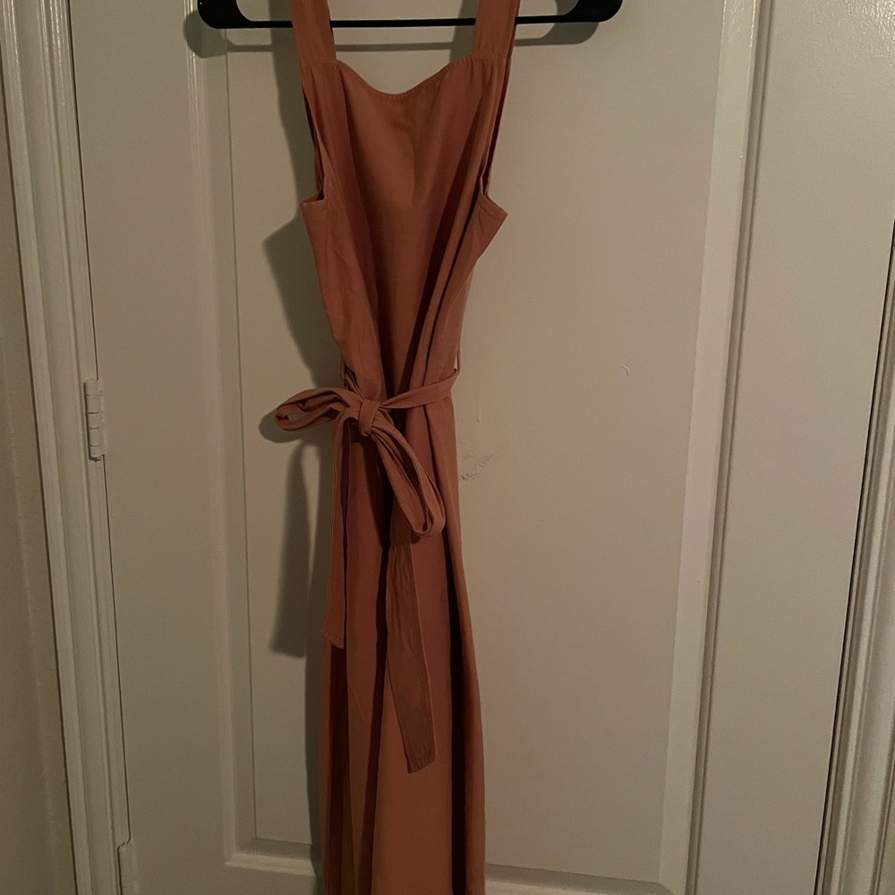 Cute coral colored linen midi dress